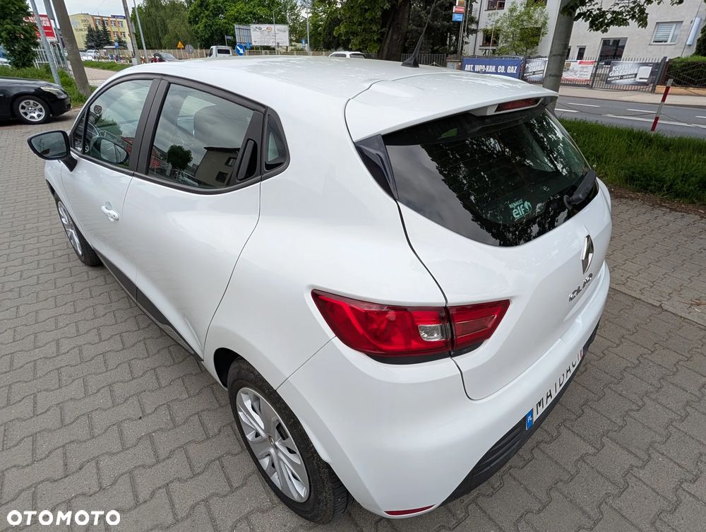 Renault Clio - 18