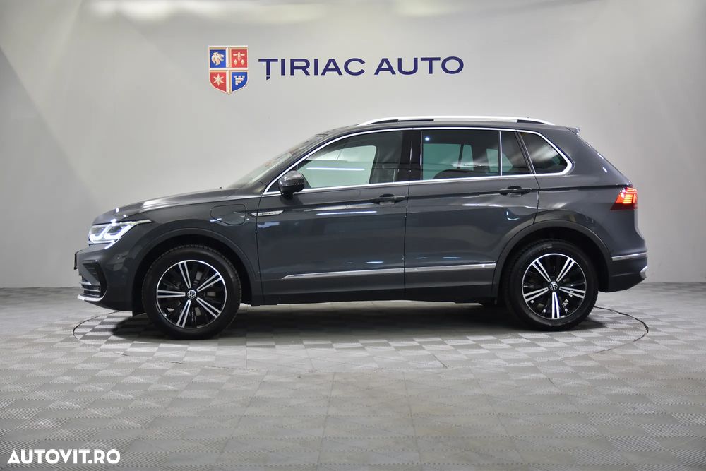 Volkswagen Tiguan - 2