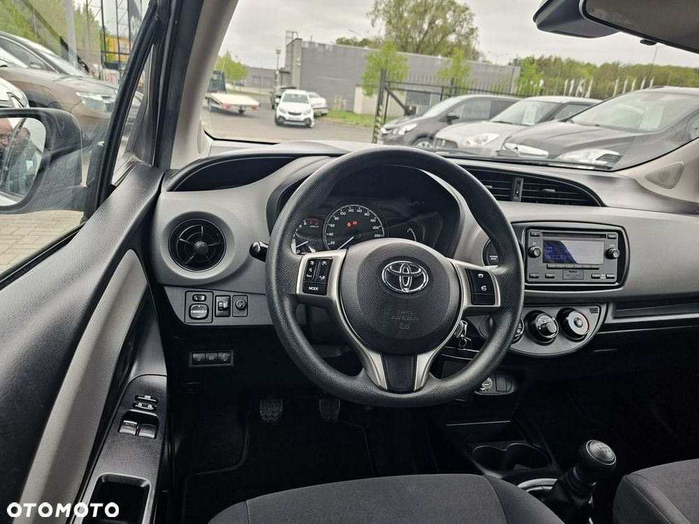 Toyota Yaris - 20