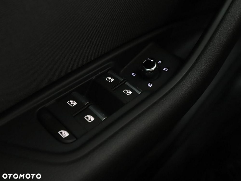 Audi A4 Avant 35 TDI mHEV S tronic - 36