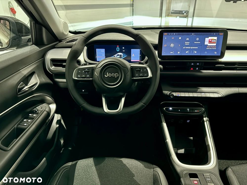 Jeep Avenger 54kWh Summit - 15