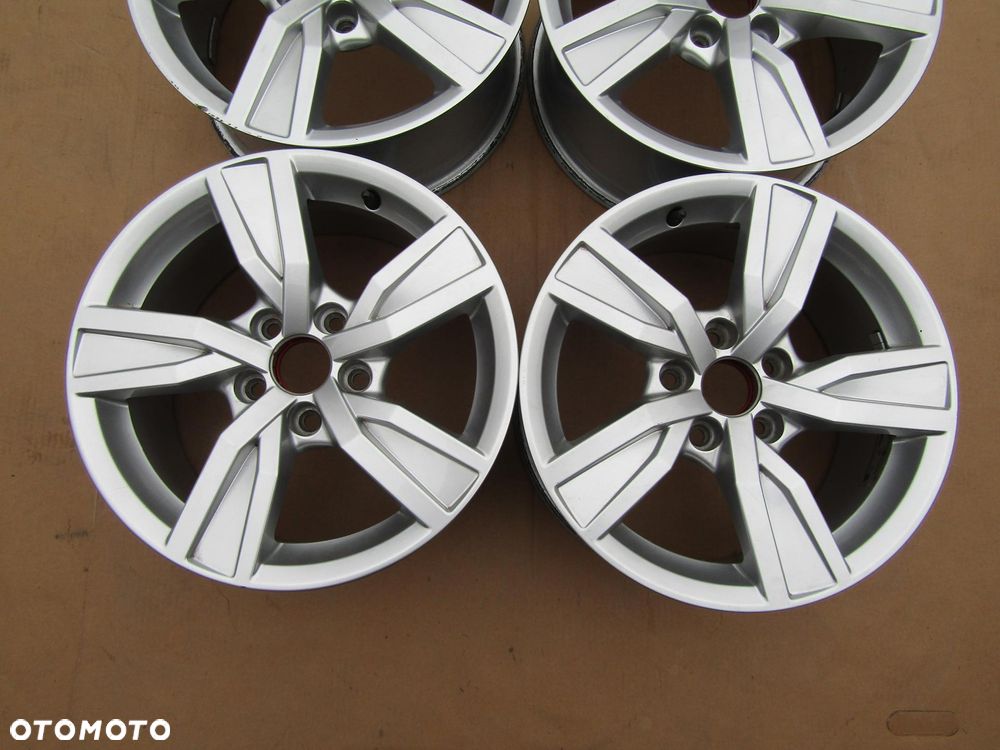 4x Felgi 16 Audi A4 B6 B7 B8 B9 VW Tiguan II Golf Skoda Kodiaq Karoq Seat Leon 7 j 5x112 ET35 - 6