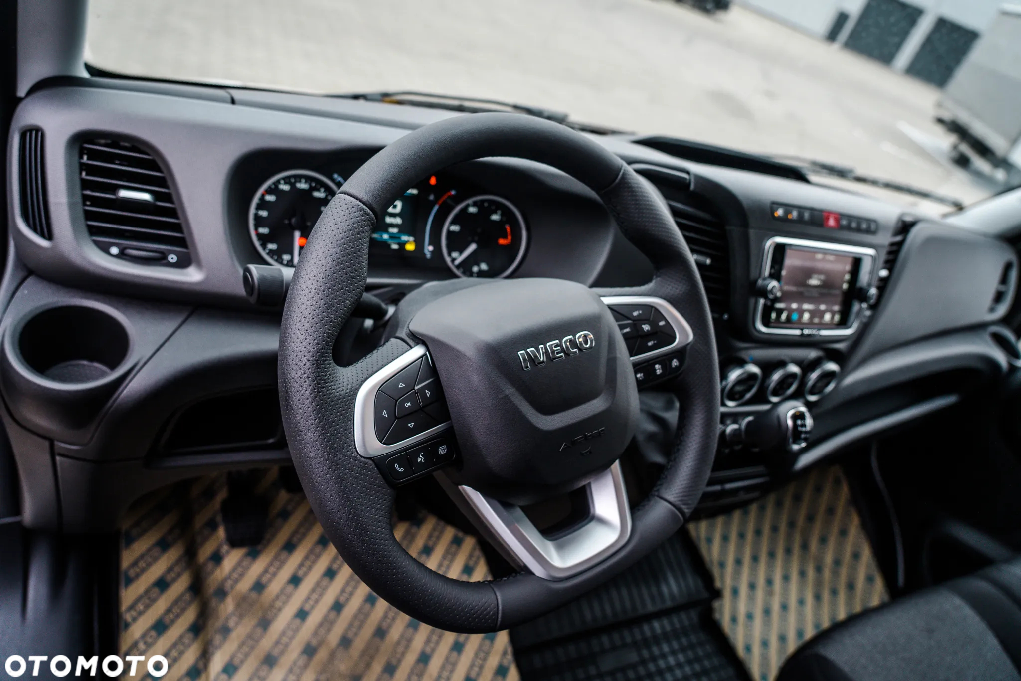 Iveco 35S16V L3H2 od reki Bogato wyposażony ! - 10