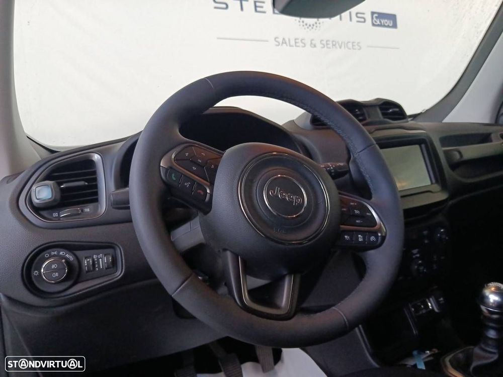 Jeep Renegade 1.0 T Limited - 12