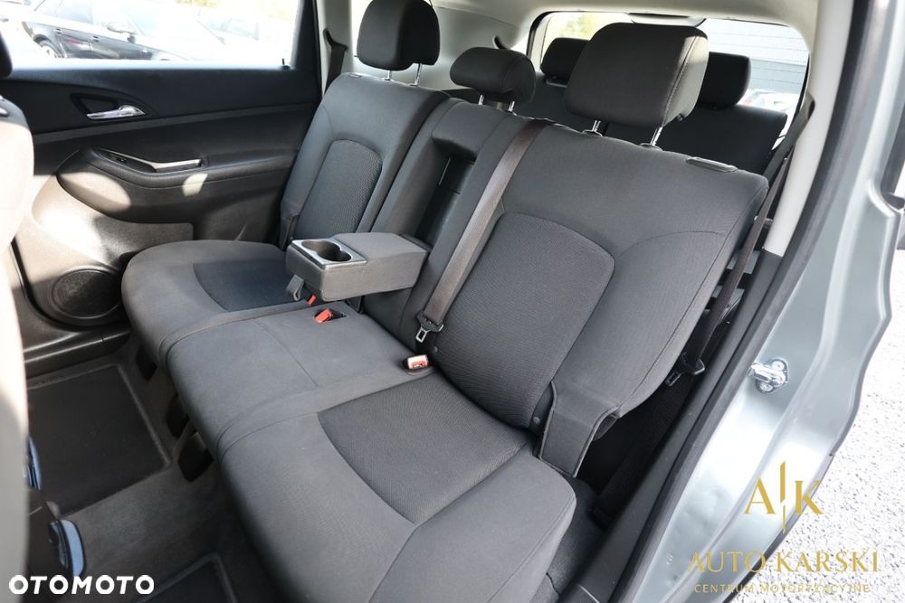 Chevrolet Orlando - 8