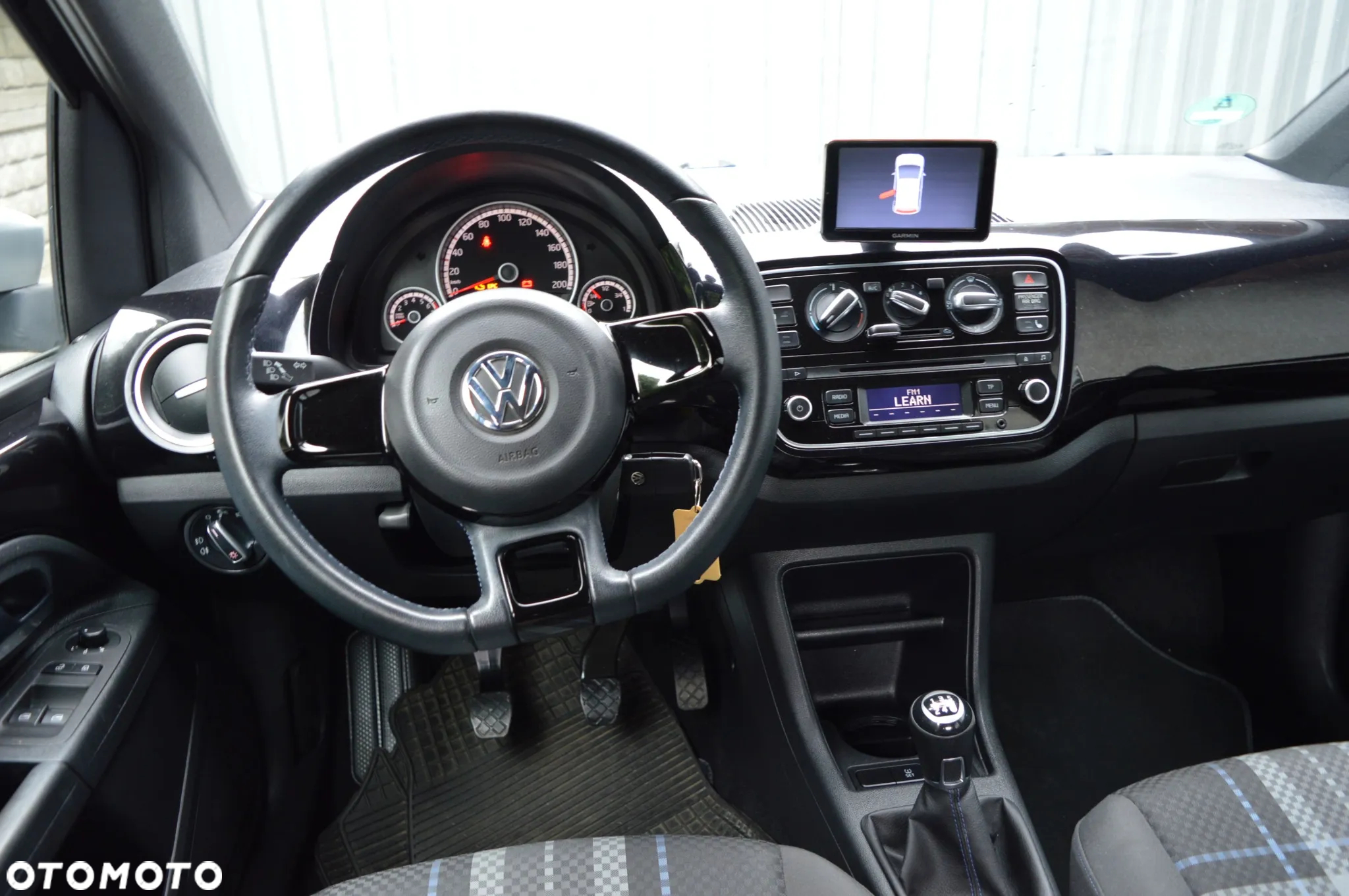 Volkswagen up! club - 18