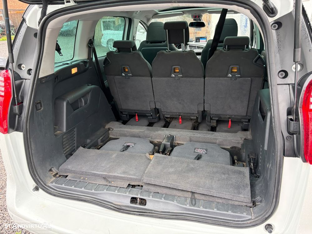 Peugeot 5008 HDI 115 Allure - 13