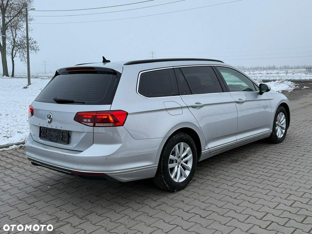 Volkswagen Passat 2.0 TDI EVO Business DSG - 3