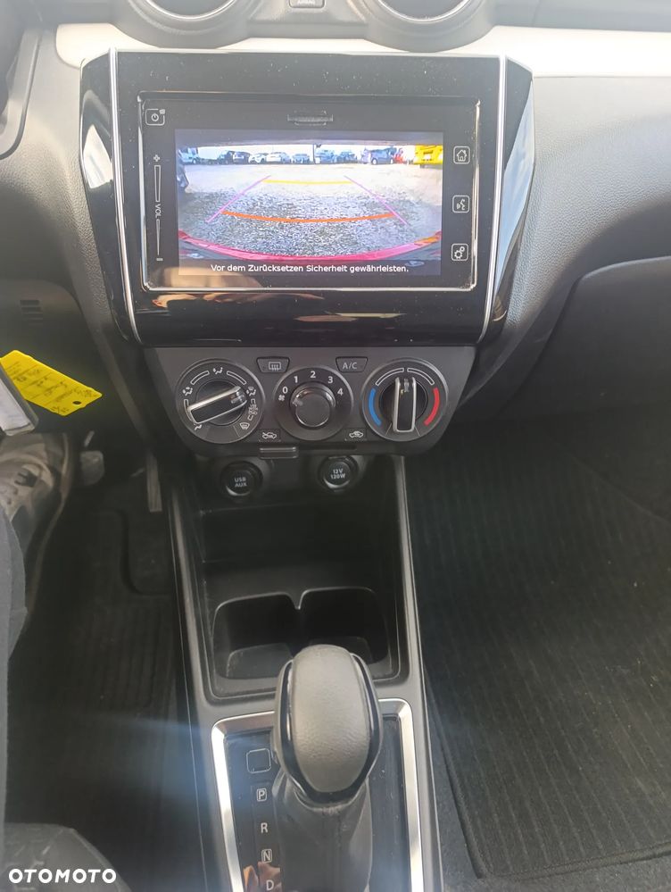 Suzuki Swift 1.2 Dualjet SHVS Premium Plus CVT - 15