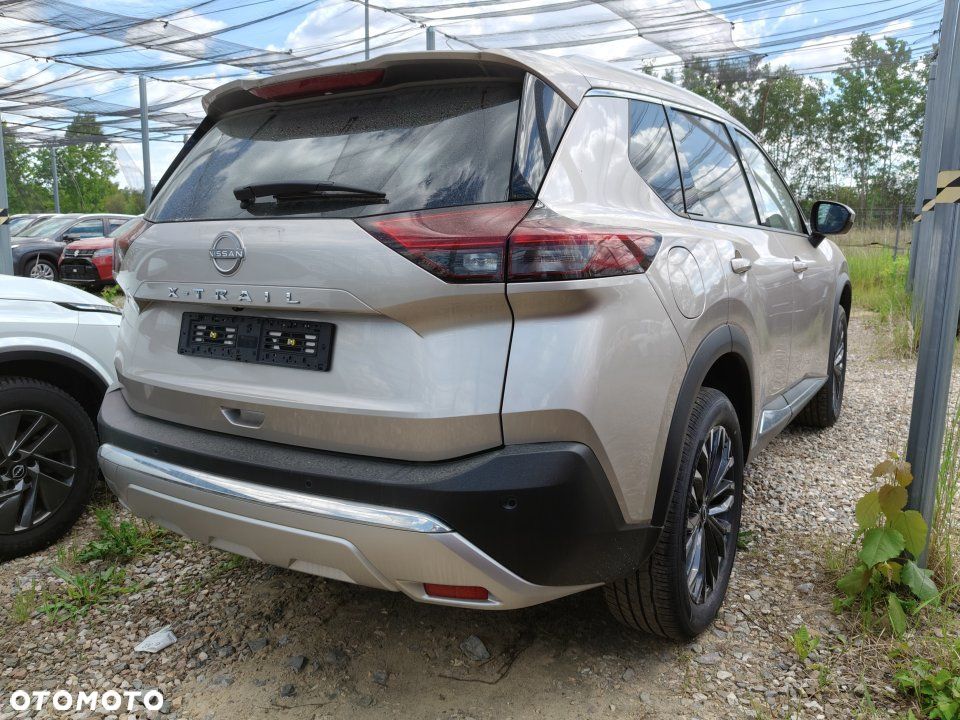 Nissan X-Trail - 4