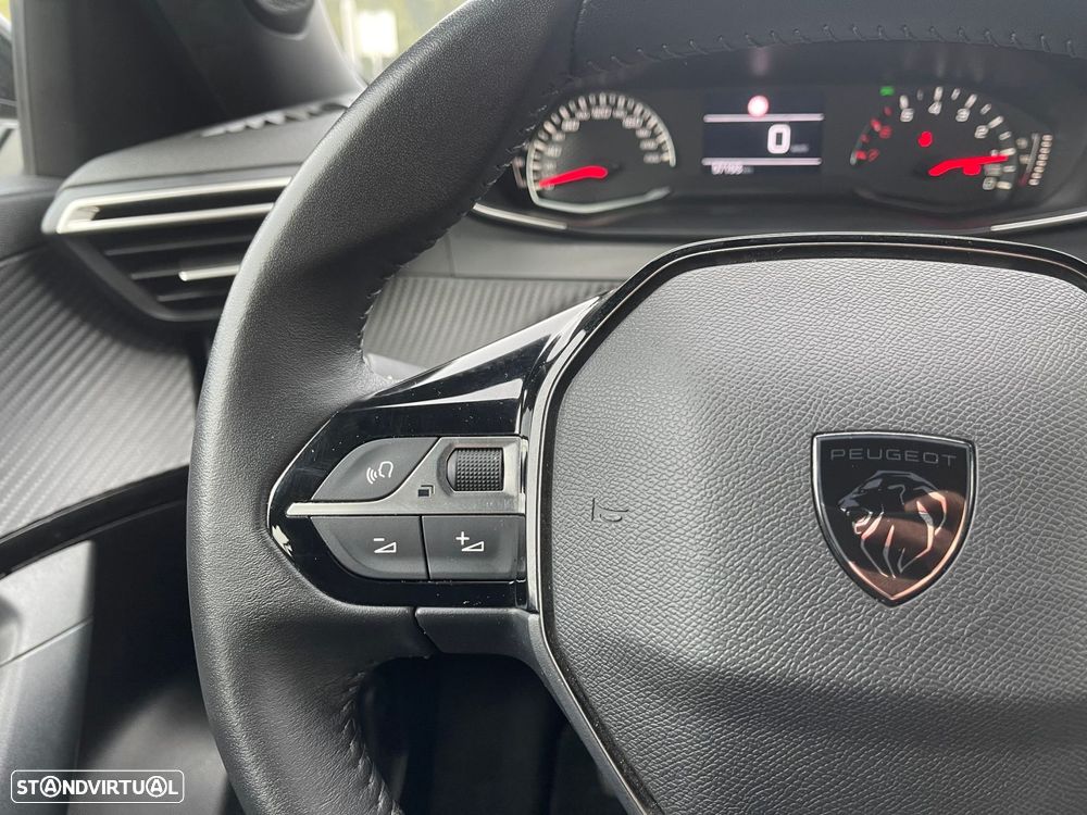 Peugeot 2008 1.2 PureTech Active - 17