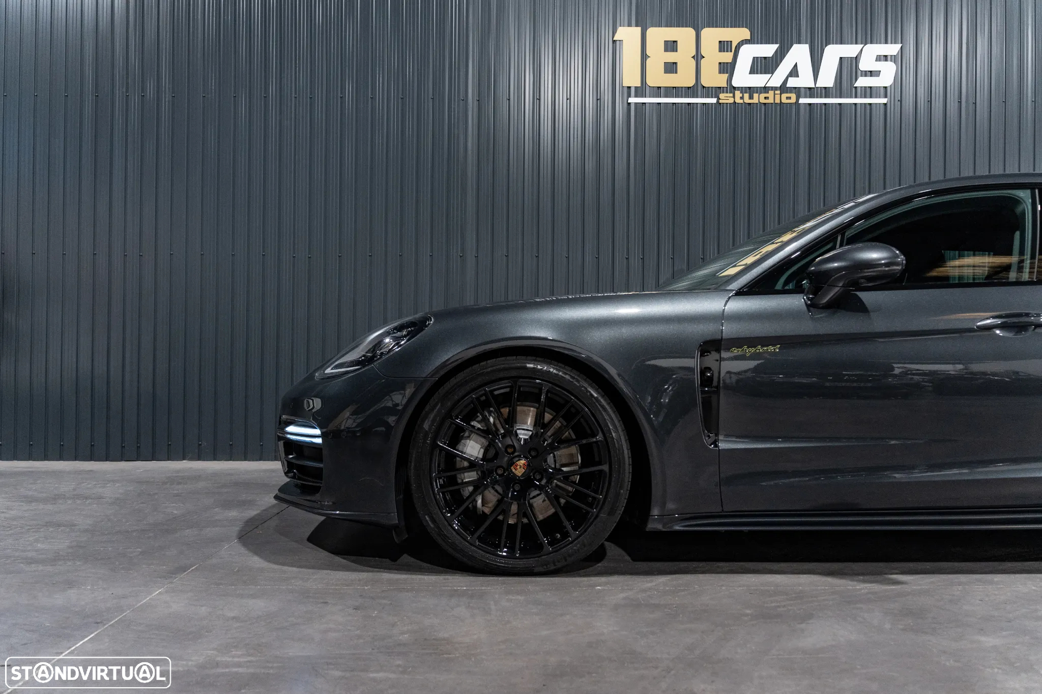 Porsche Panamera Sport Turismo 4 E-Hybrid Platinum Edition - 33