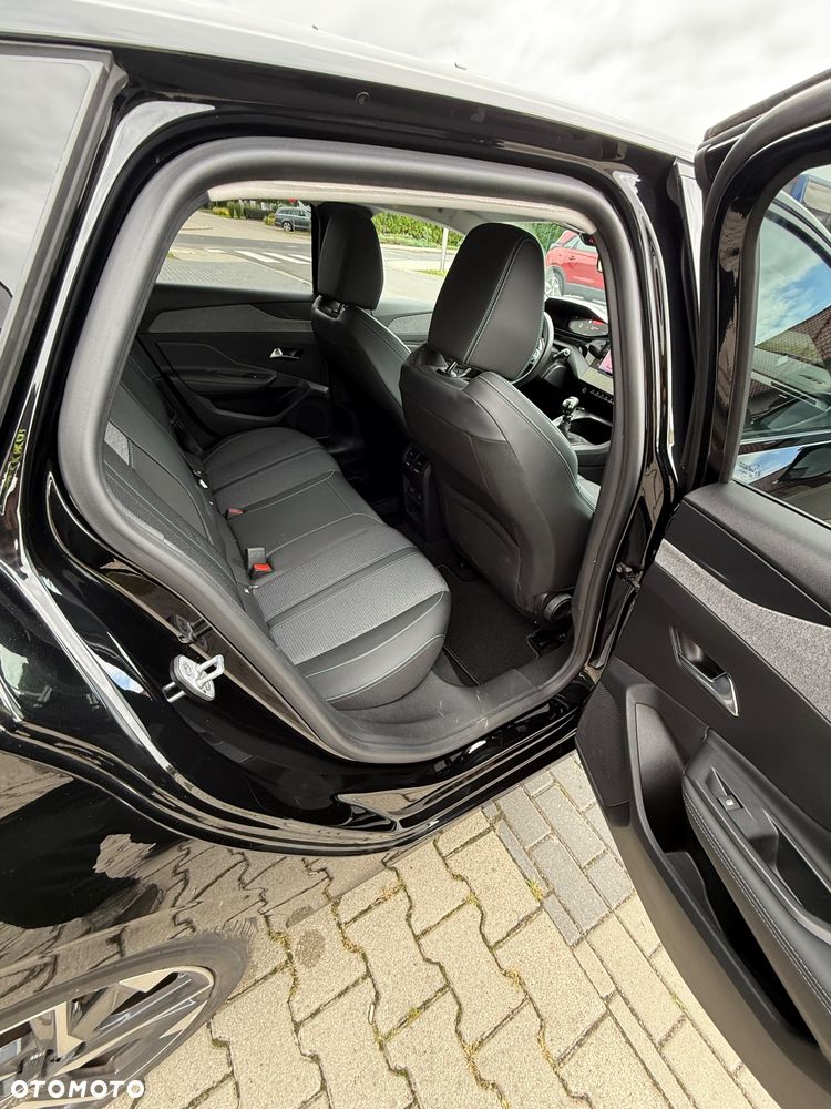 Peugeot 308 PureTech 130 GPF Stop & Start Allure Business-Paket - 12