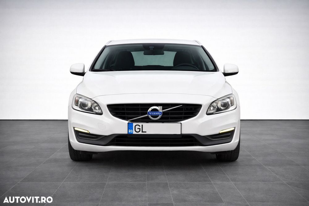 Volvo V60 D2 Geartronic Kinetic - 2