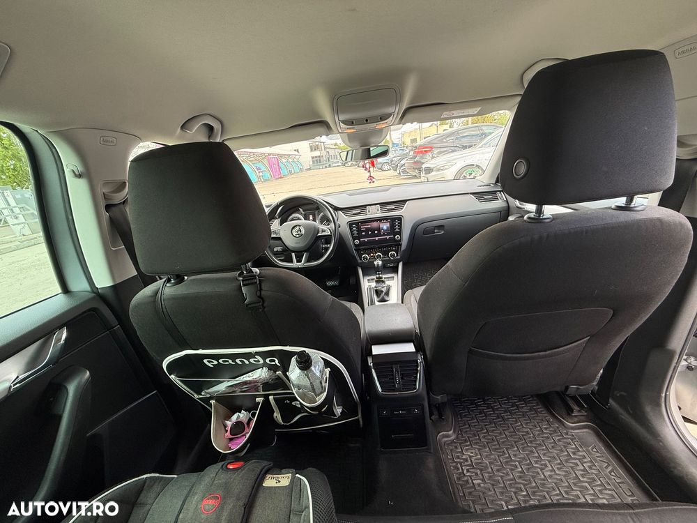 Skoda Octavia 1.6 TDI DSG Premium Edition - 5