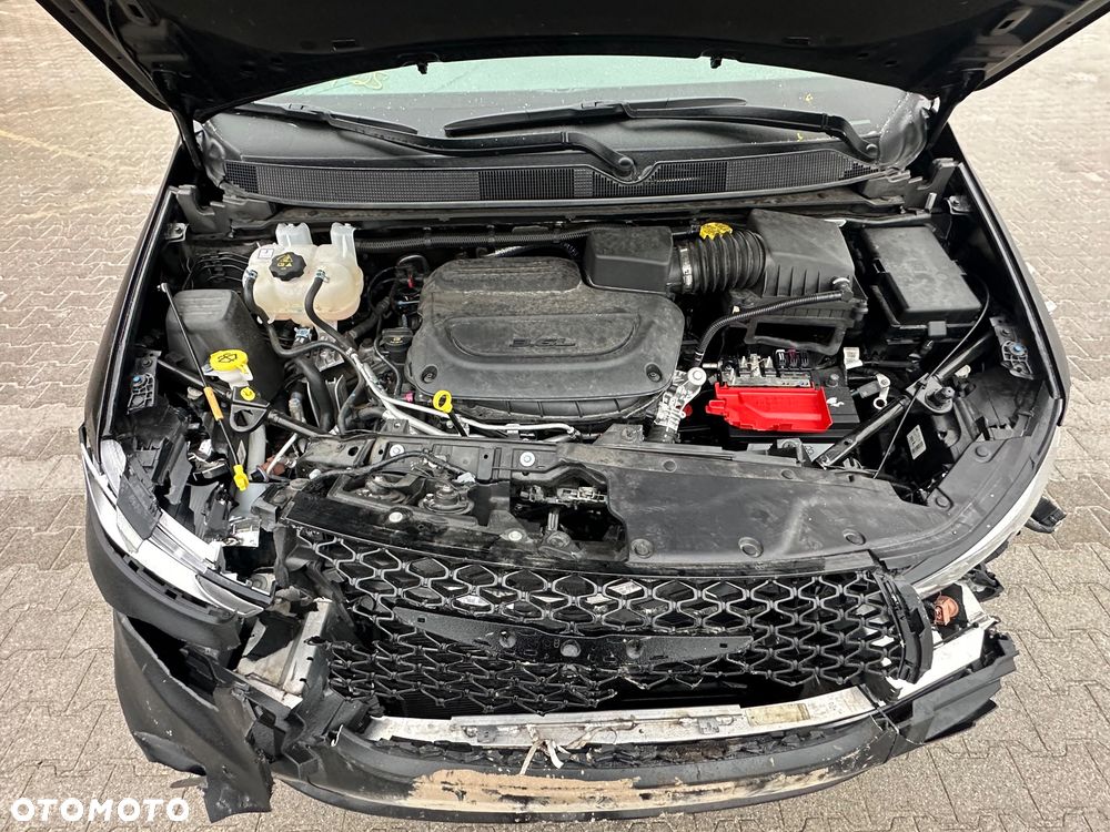 Chrysler Pacifica - 22