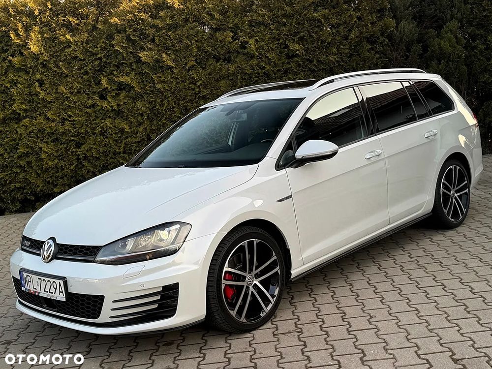 Volkswagen Golf 2.0 TDI BMT GTD - 9