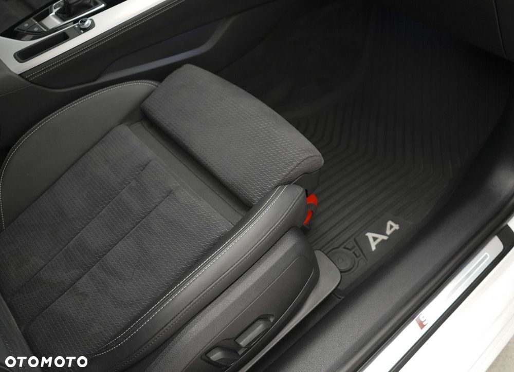 Audi A4 Limousine - 27