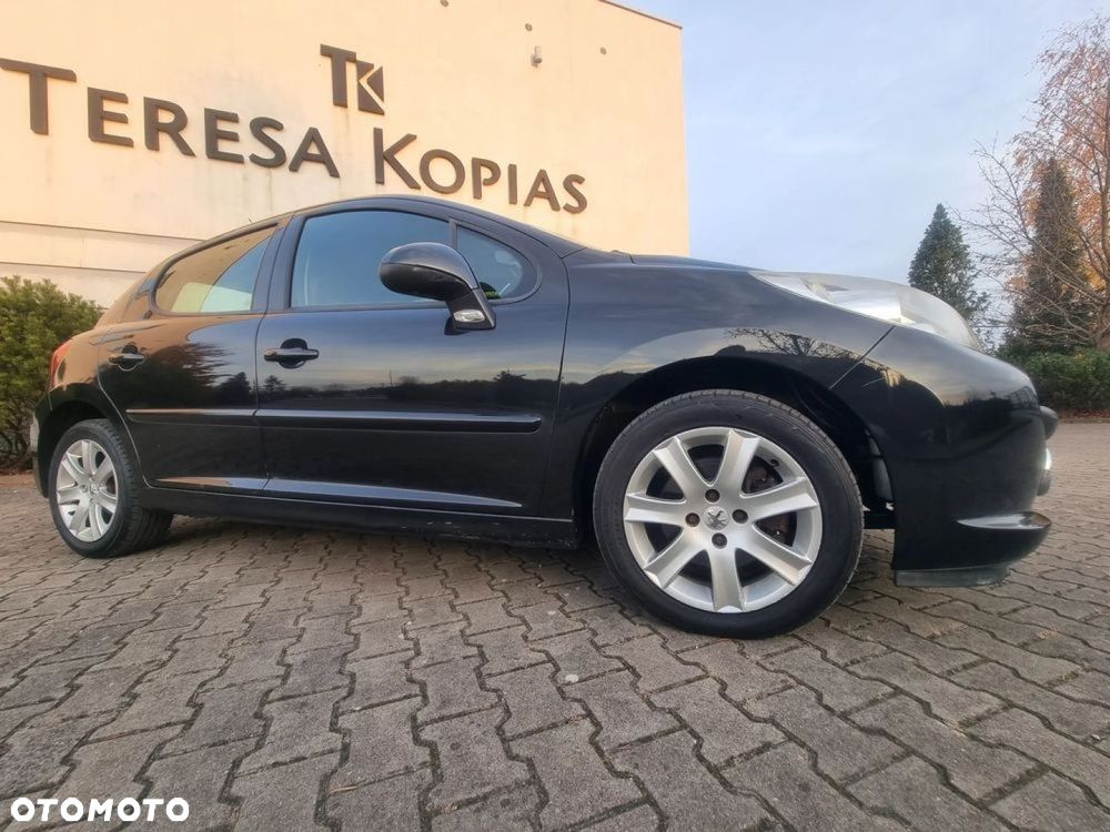 Peugeot 207 - 26