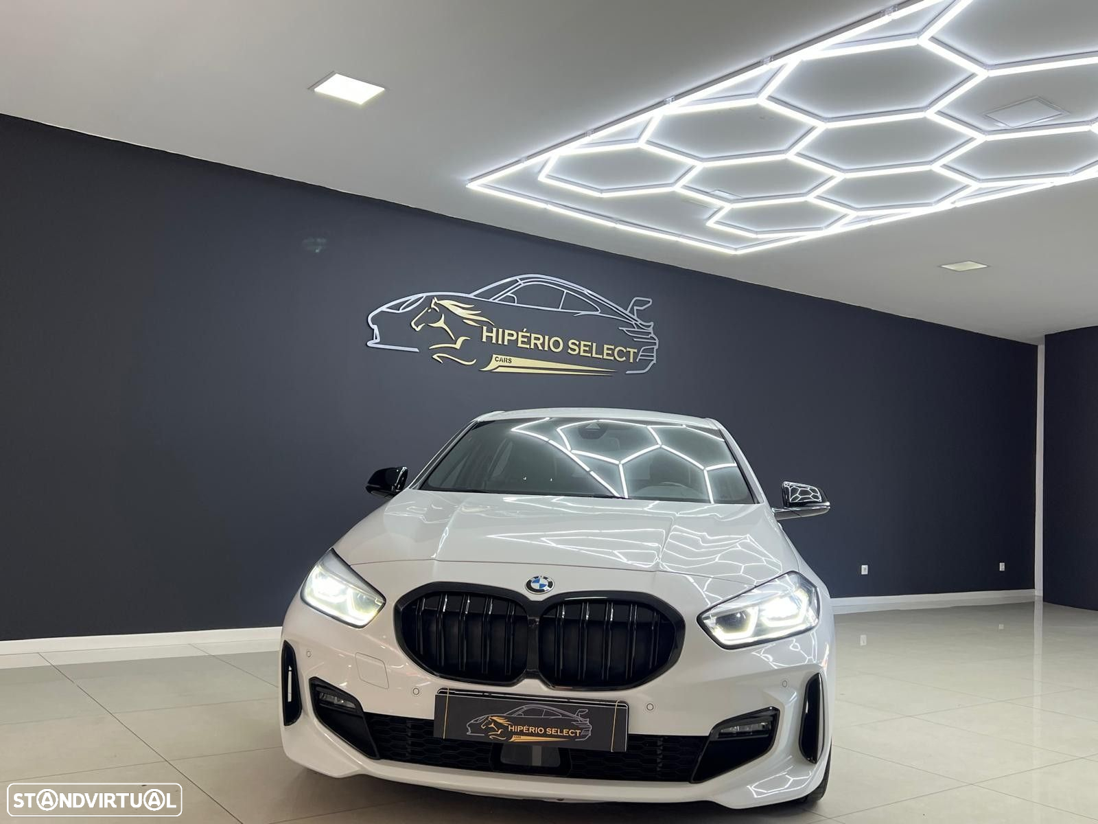 BMW 116 d Pack Desportivo M - 5