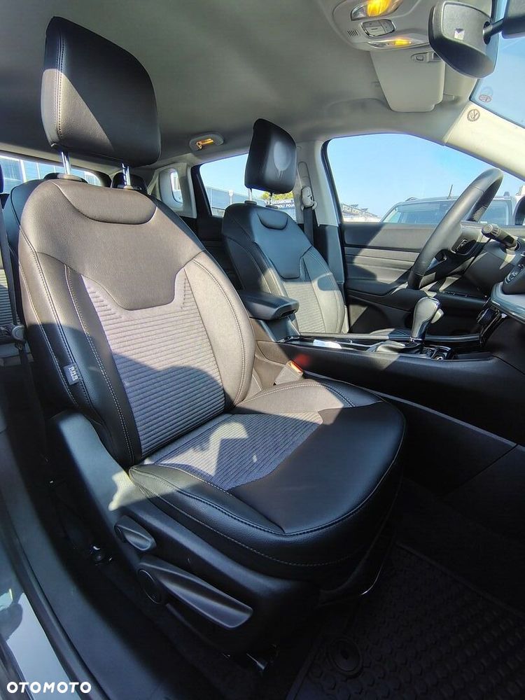 Jeep Compass - 8