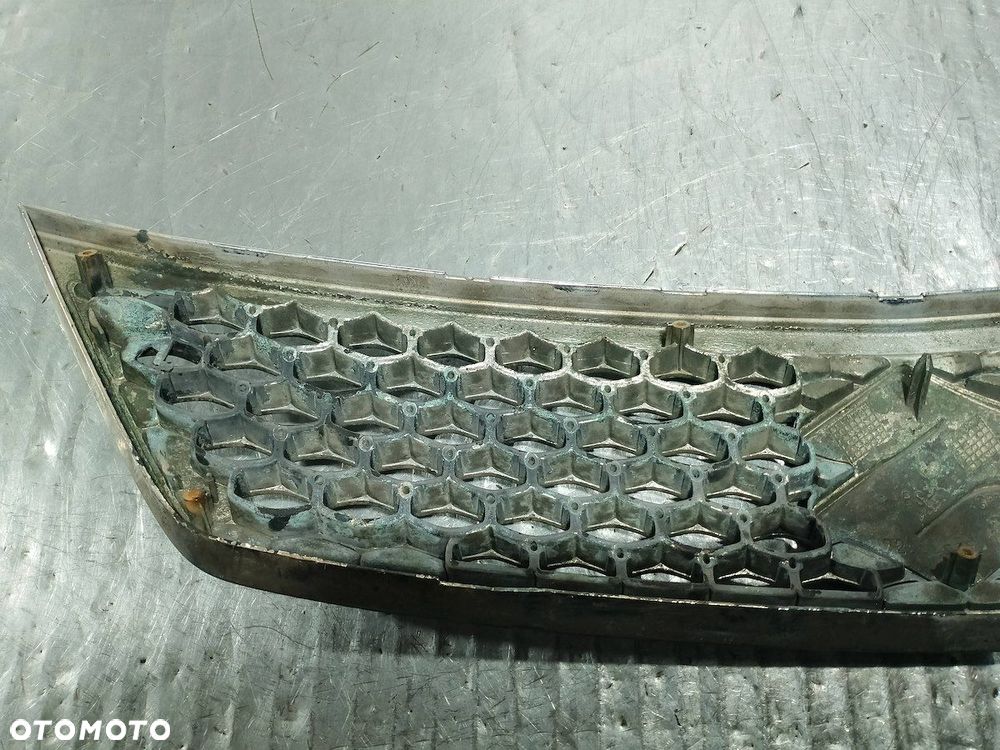 ATRAPA GRILL GRIL SUZUKI LIANA 72111-59J00 - 3