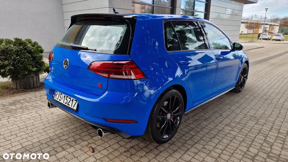 Volkswagen Golf - 12