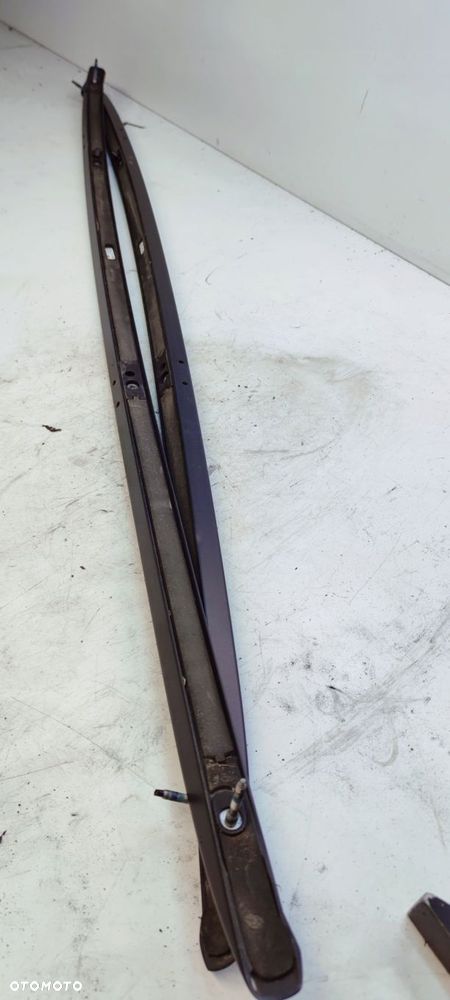 RELINGI RELING CZARNY MAT AUDI A4 B8 8K9860022 8K9860021 1P9 - 7