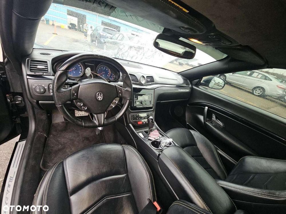 Maserati GranTurismo - 11