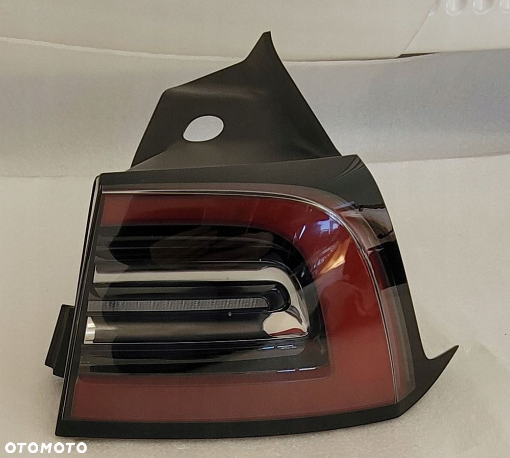 LAMPA LEWA TYLNA TYŁ LED TESLA Y TESLA MODEL 3 2019- 148R00-0021 - 1