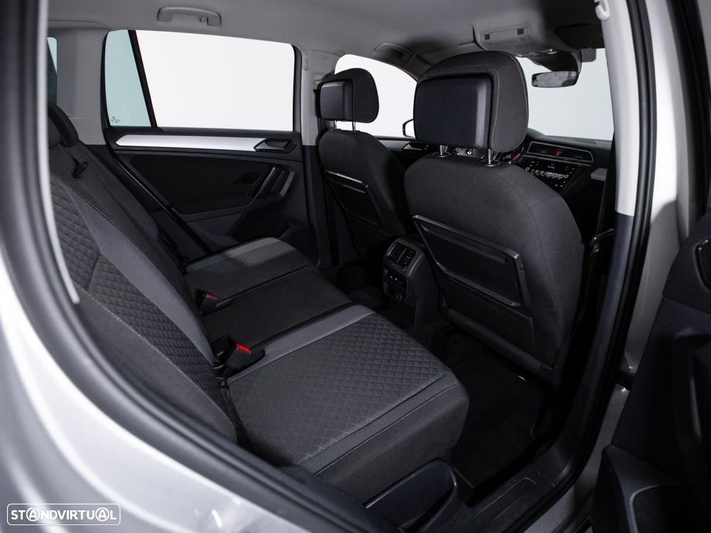 VW Tiguan - 12