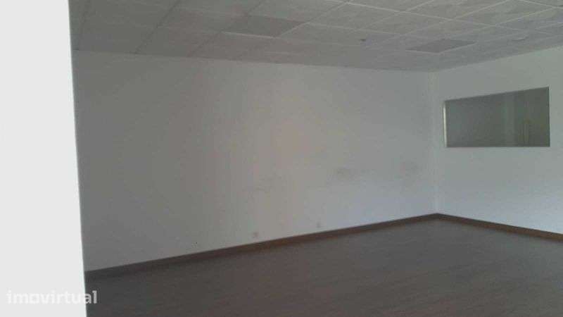 Sala para escritório, formação, serviços gerais - Grande imagem: 4/6
