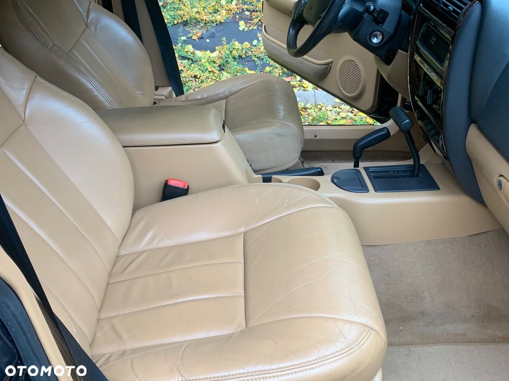 Jeep Cherokee 4.0 Limited - 15