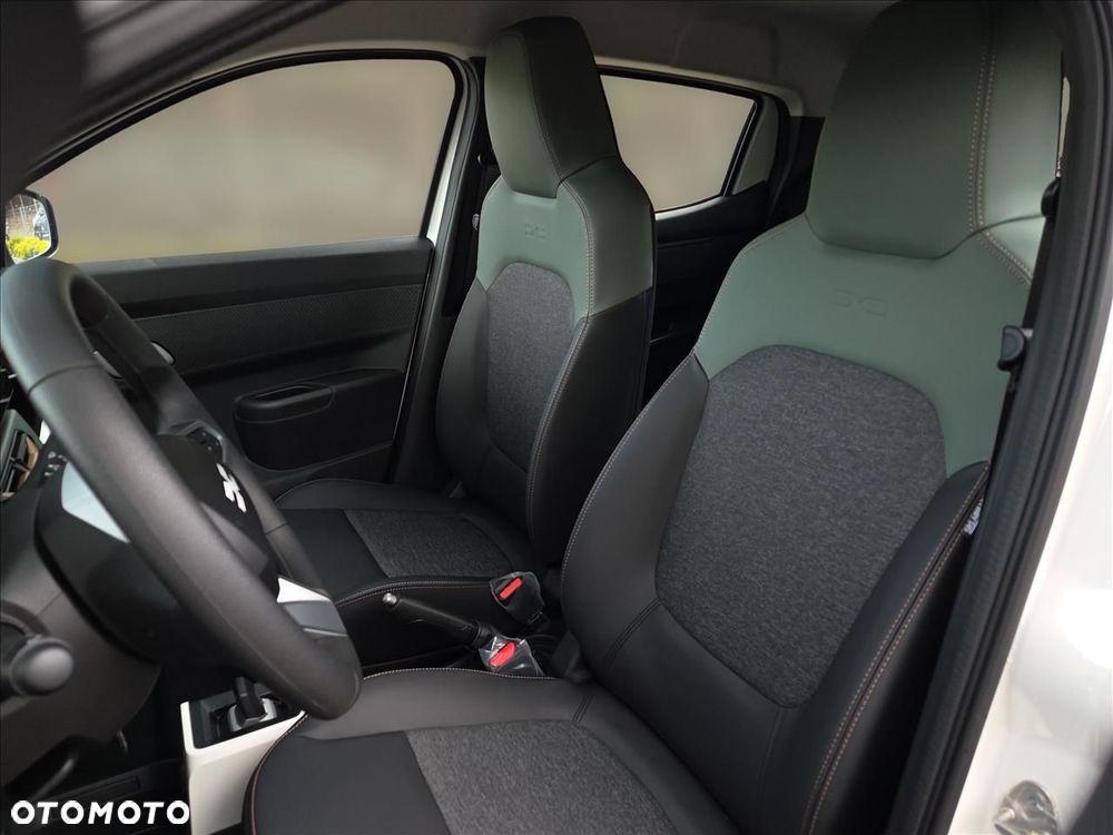 Dacia Spring Electric 24.3kWh 100 Extreme - 7
