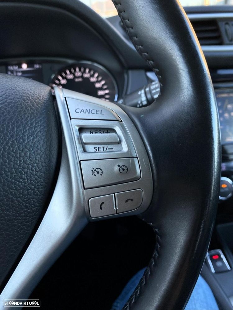 Nissan Qashqai 1.5 dCi Tekna Premium - 18