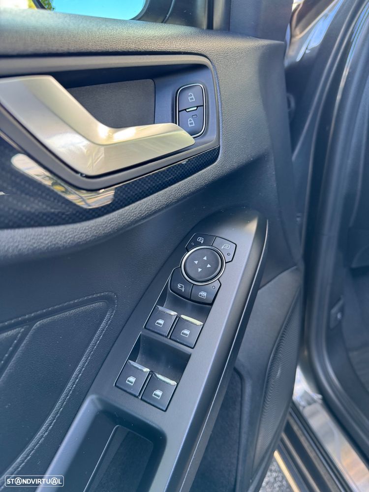 Ford Focus - 13