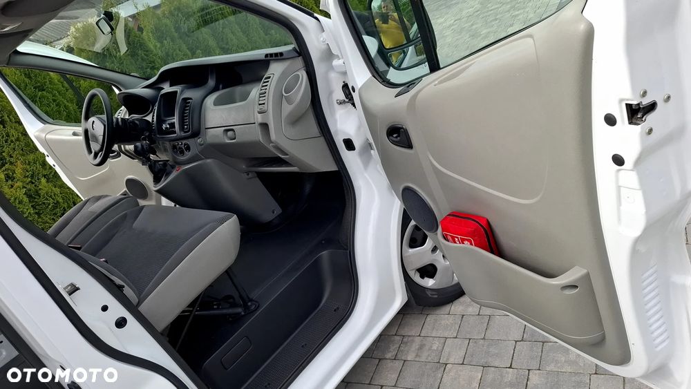 Opel VIVARO - 18