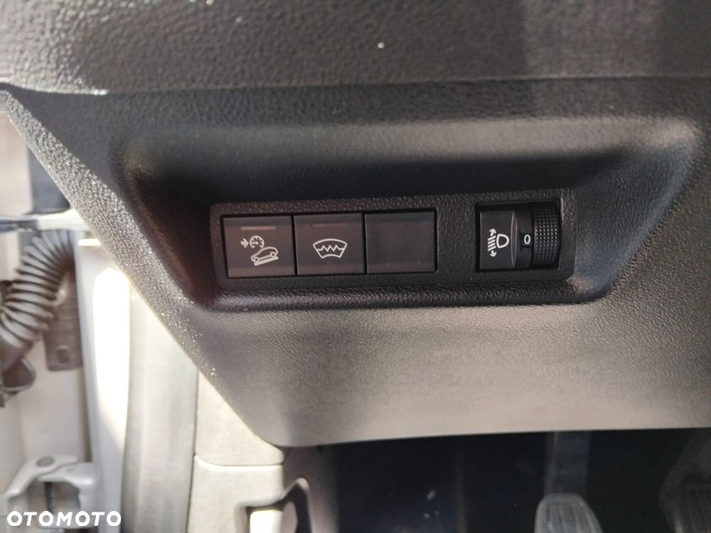 Jeep Avenger 1.2 GSE T3 Altitude FWD - 13