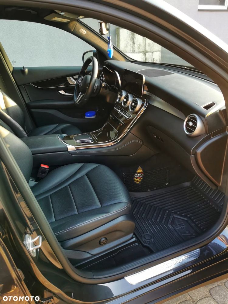 Mercedes-Benz GLC 300 4Matic 9G-TRONIC - 29