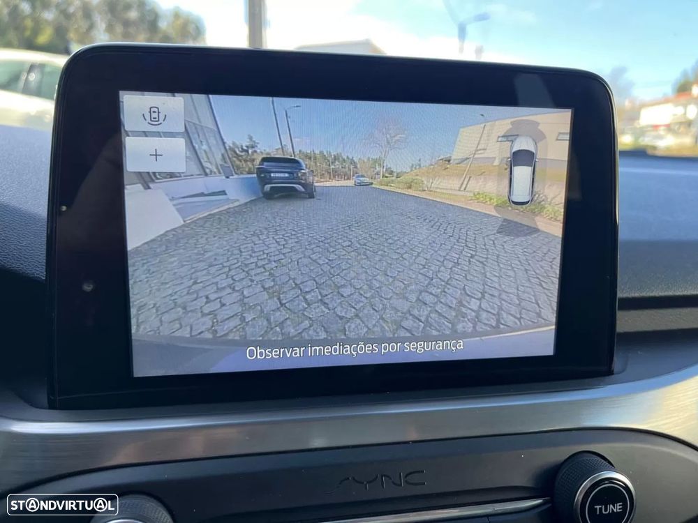 Ford Focus 1.5 TDCi ECOBlue Titanium - 9