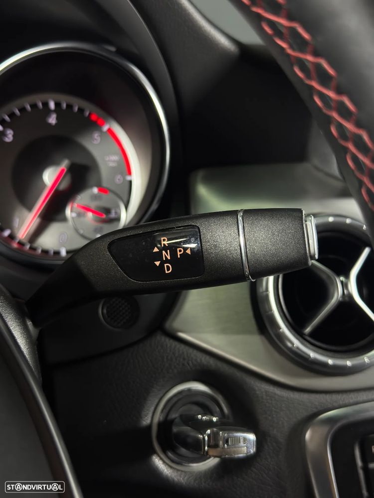 Mercedes-Benz CLA 220 d Shooting Brake AMG Line Aut. - 23