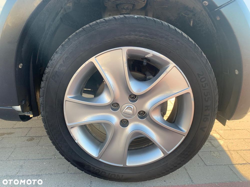 Dacia Sandero Stepway - 9