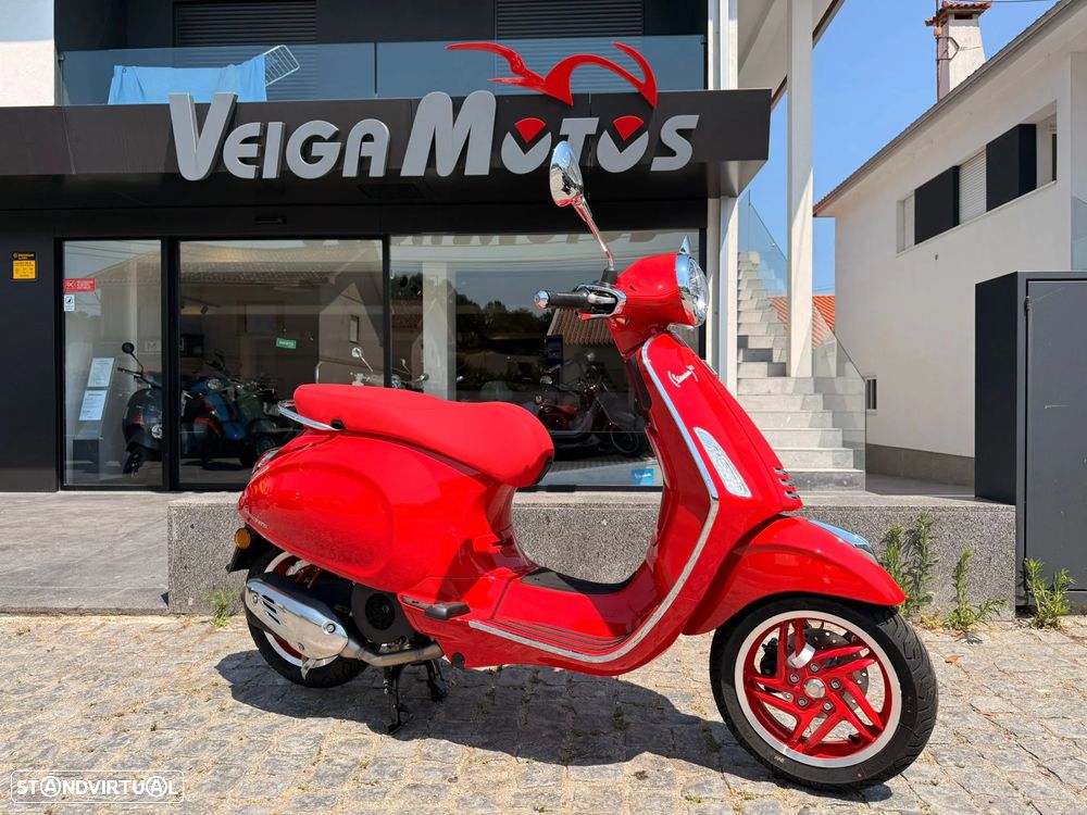 Vespa Primavera Edição RED - 1