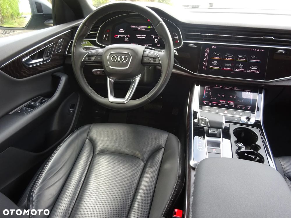 Audi Q8 SUV TFSI quattro 250 kW tiptronic S line business - 9