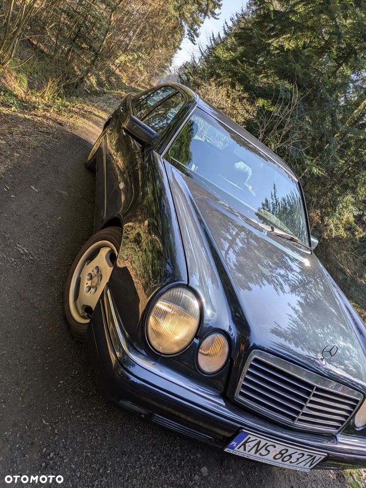 Mercedes-Benz Klasa E 220 D Avantgarde - 2