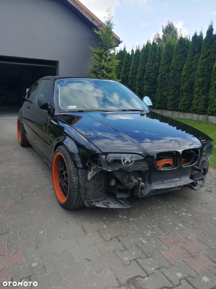 BMW Seria 3 323Ci - 10
