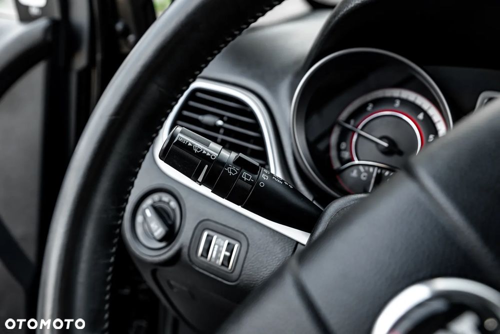 Fiat Freemont 2.0 Multijet 16V DPF Automatik Allrad Lounge - 31