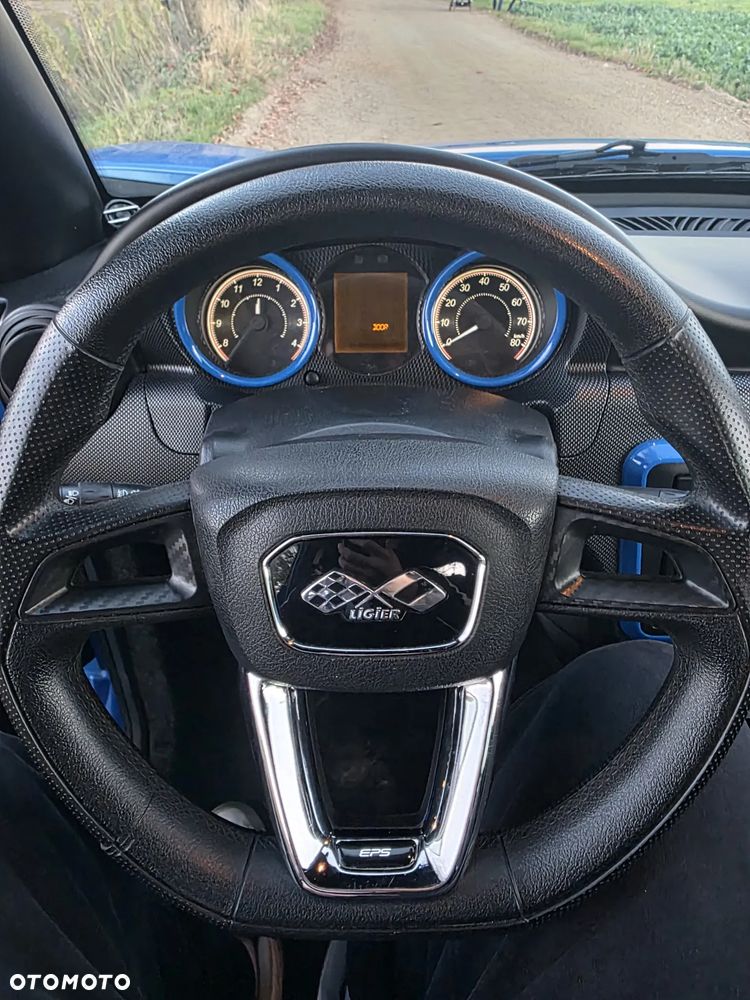 Ligier JS60 - 30
