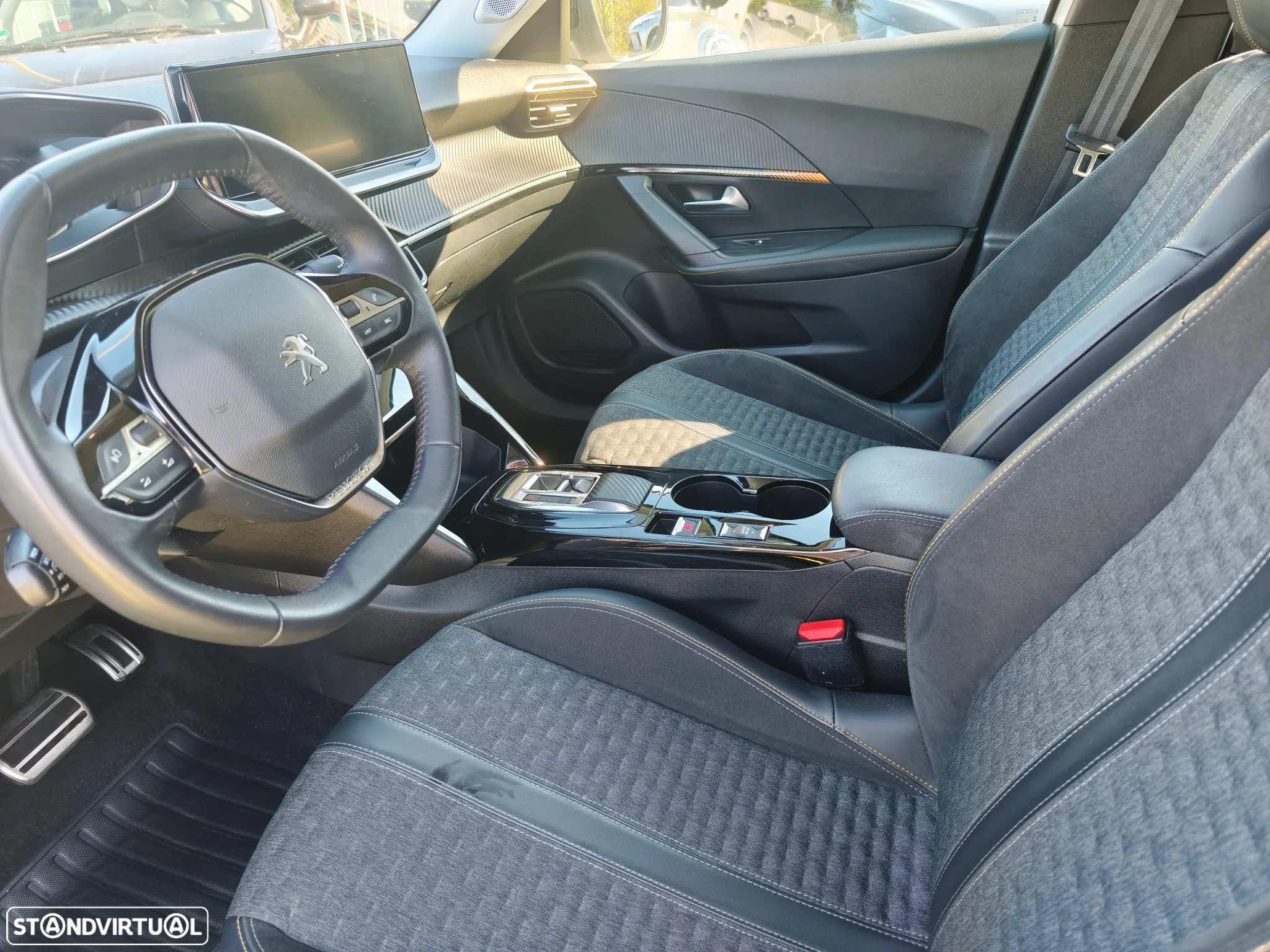 Peugeot e-2008 GT - 5