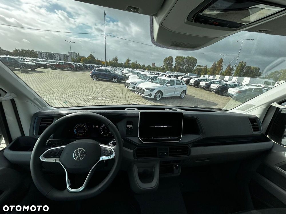 Volkswagen Crafter 35 2.0 TDI L4H3 4490 177KM AUTOMAT - 19